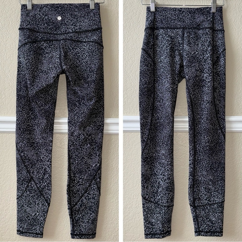 Lululemon In Movement Tight 25" *Everlux Polar Shift Ice Grey Black Size 4
